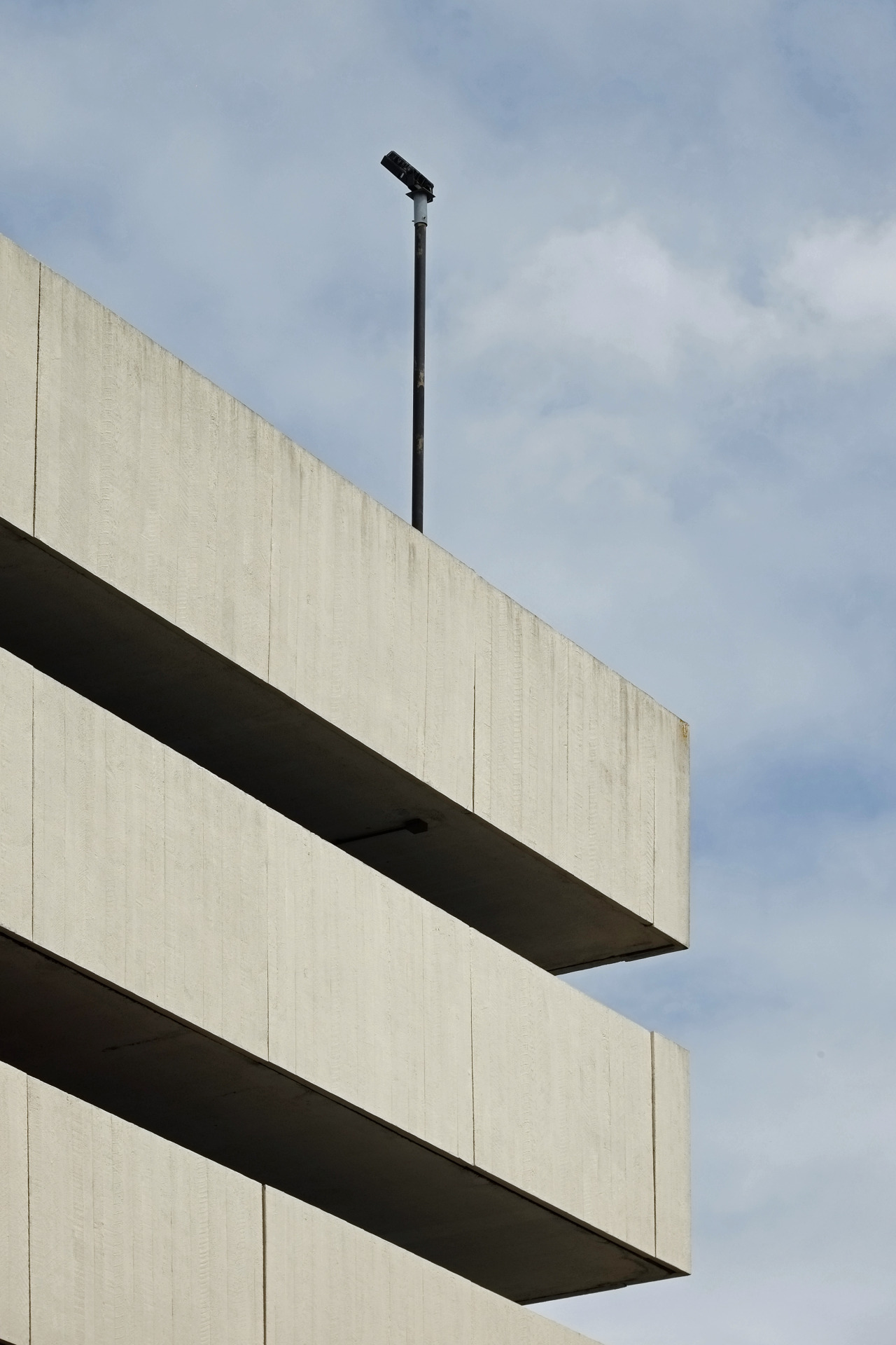 Archillect ID 383420