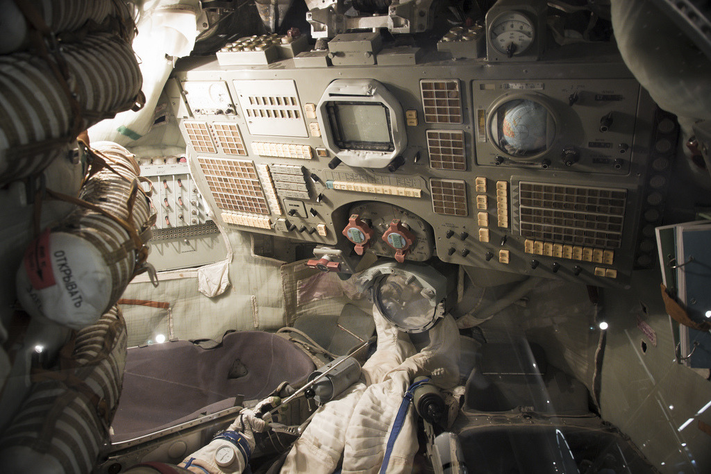 Archillect ID 383501