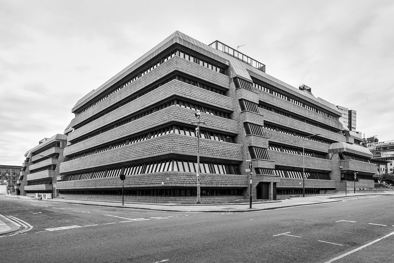 Archillect ID 383524