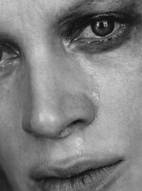 Archillect ID 383564