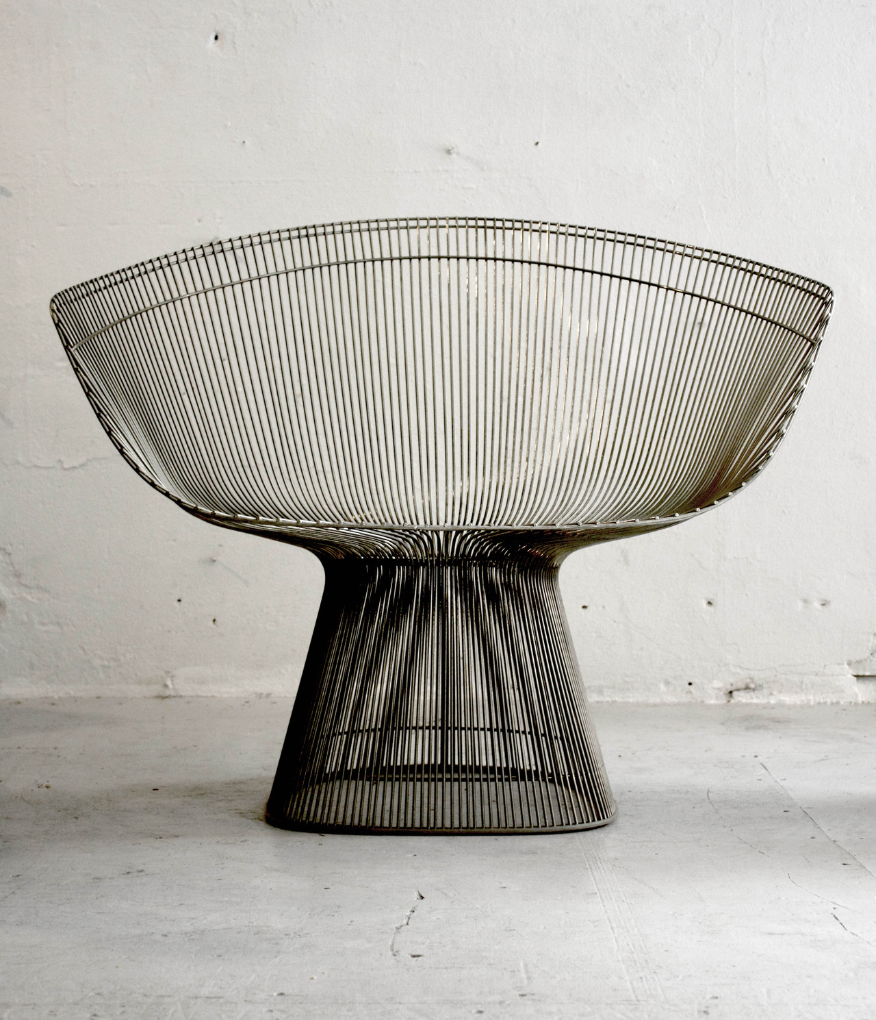 Archillect ID 383602