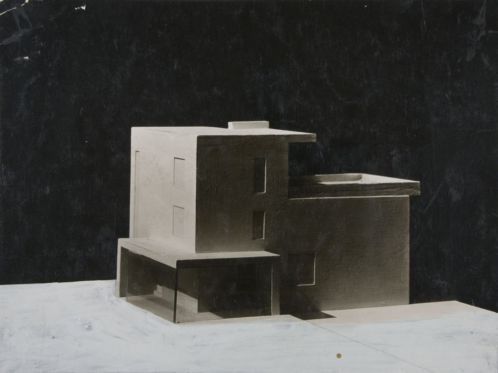 Archillect ID 383692