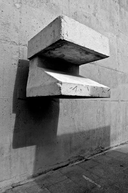 Archillect ID 383738