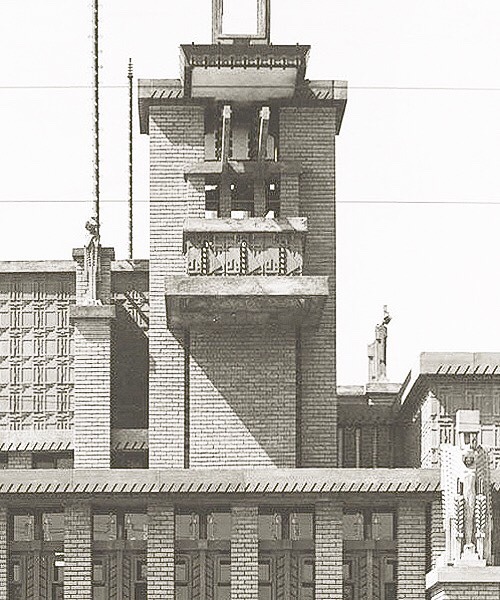 Archillect ID 383740