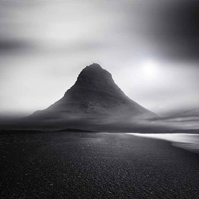 Archillect ID 383835