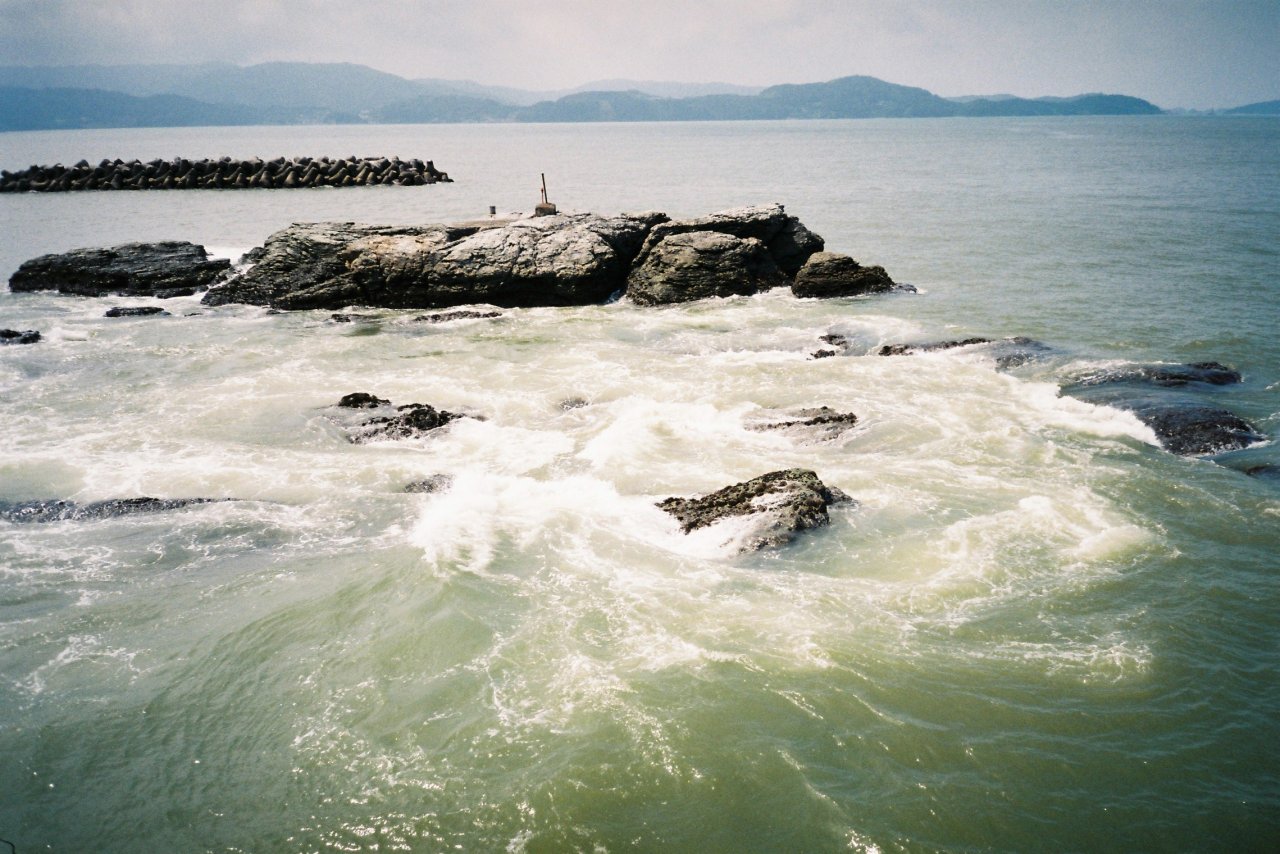 Archillect ID 383850