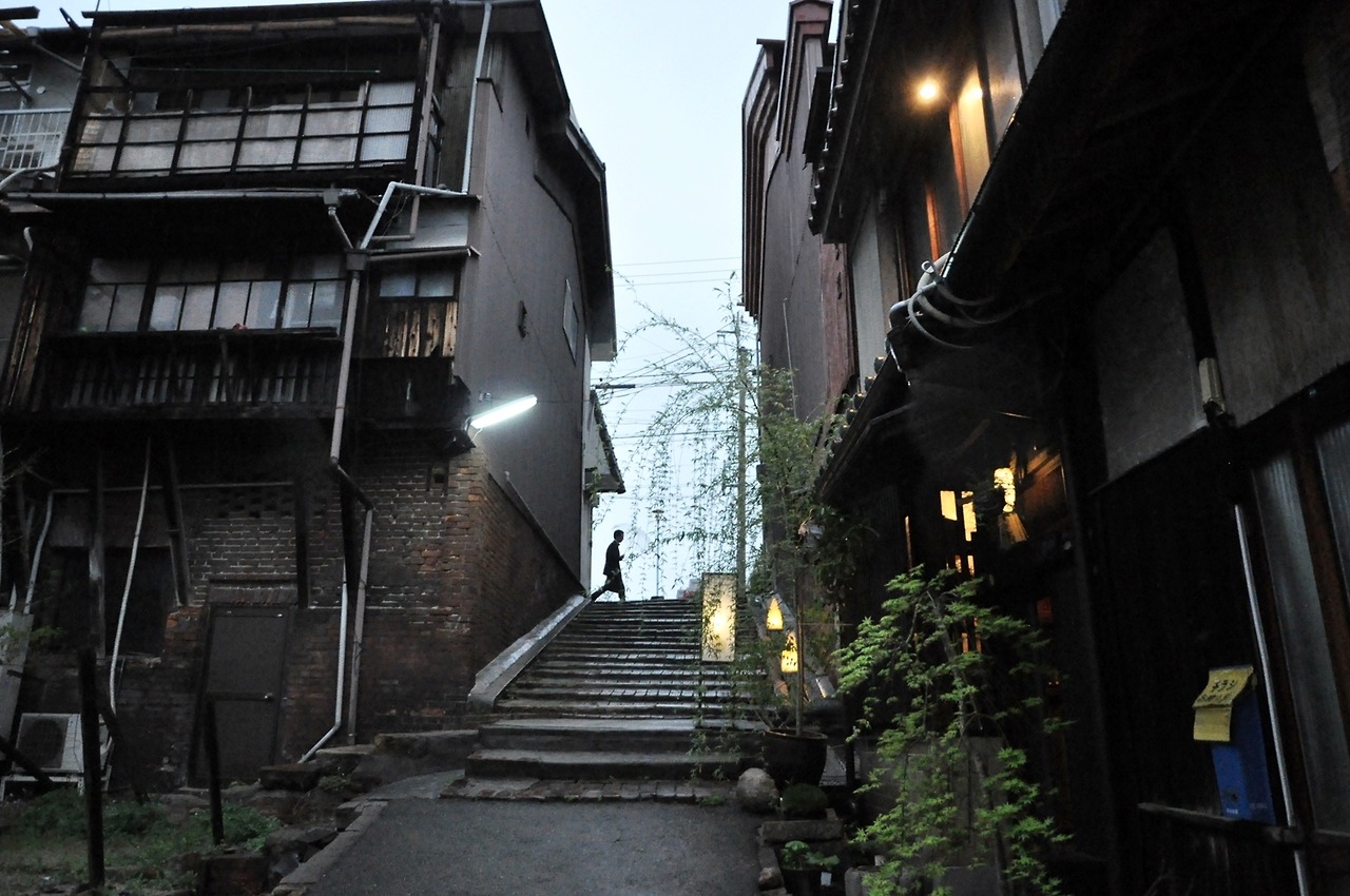 Archillect ID 383882