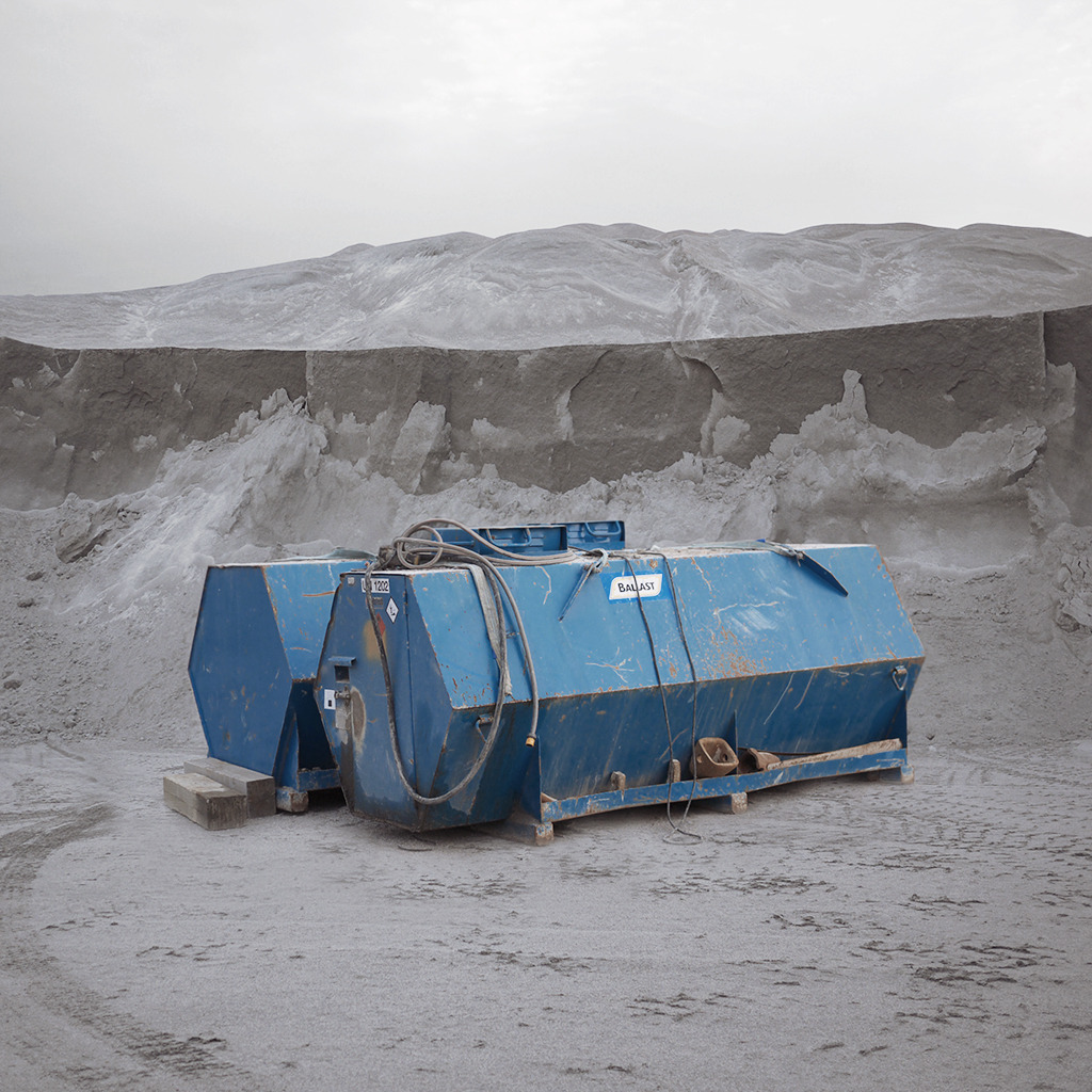 Archillect ID 383943