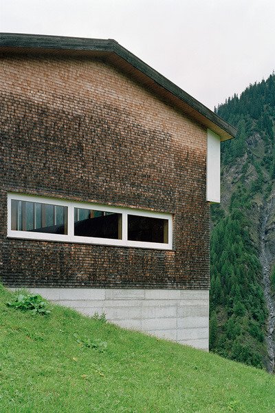 Archillect ID 383967