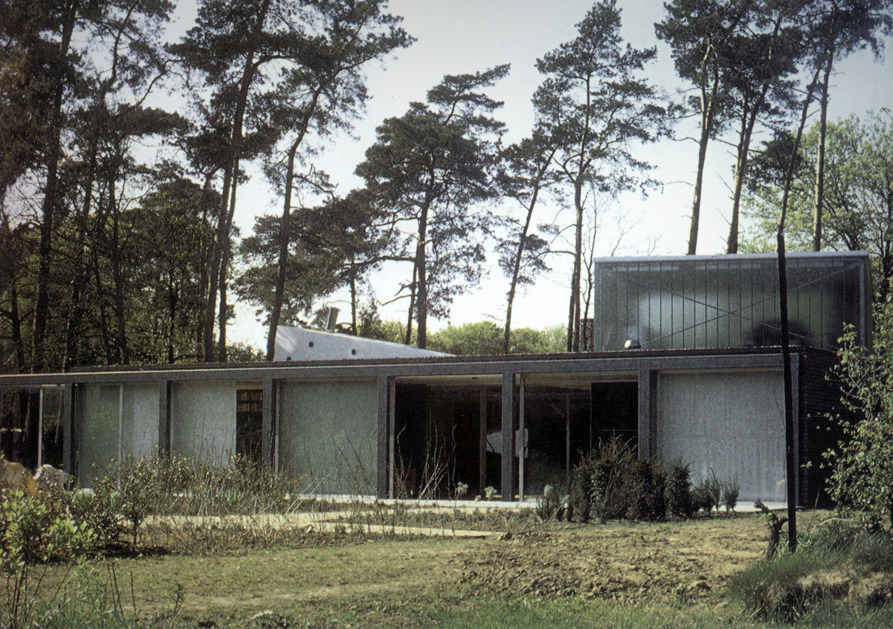 Archillect ID 383988