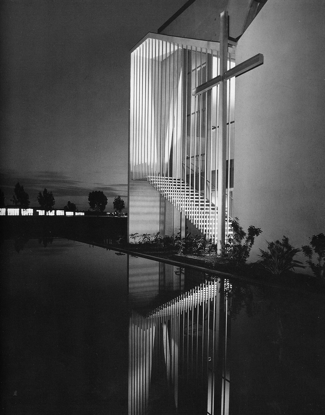 Archillect ID 384007