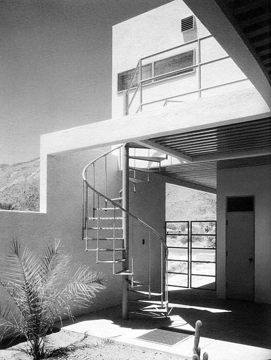 Archillect ID 384015