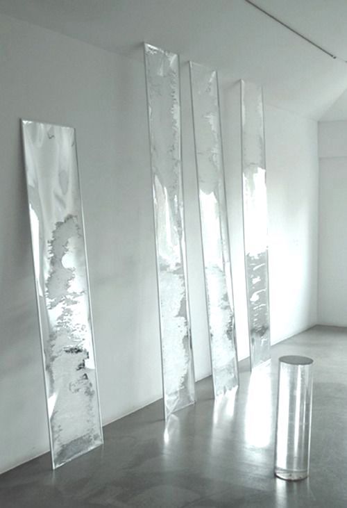 Archillect ID 384029