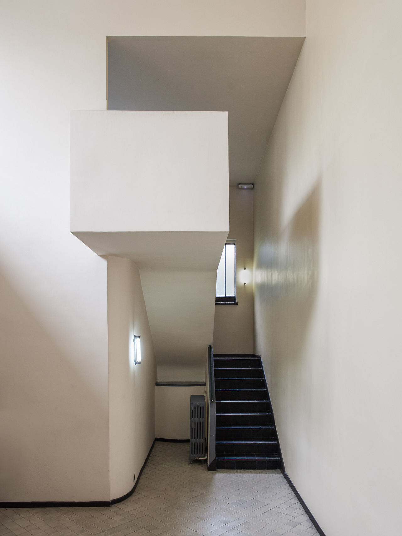 Archillect ID 384041