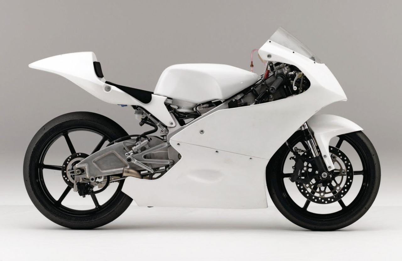 Archillect ID 384079