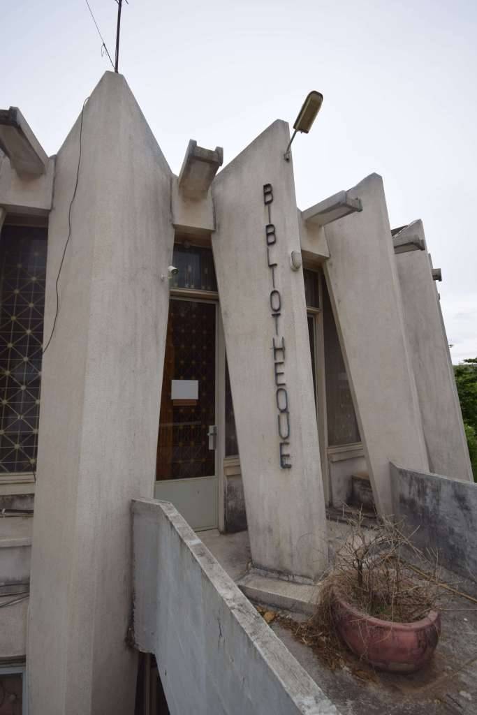 Archillect ID 384137