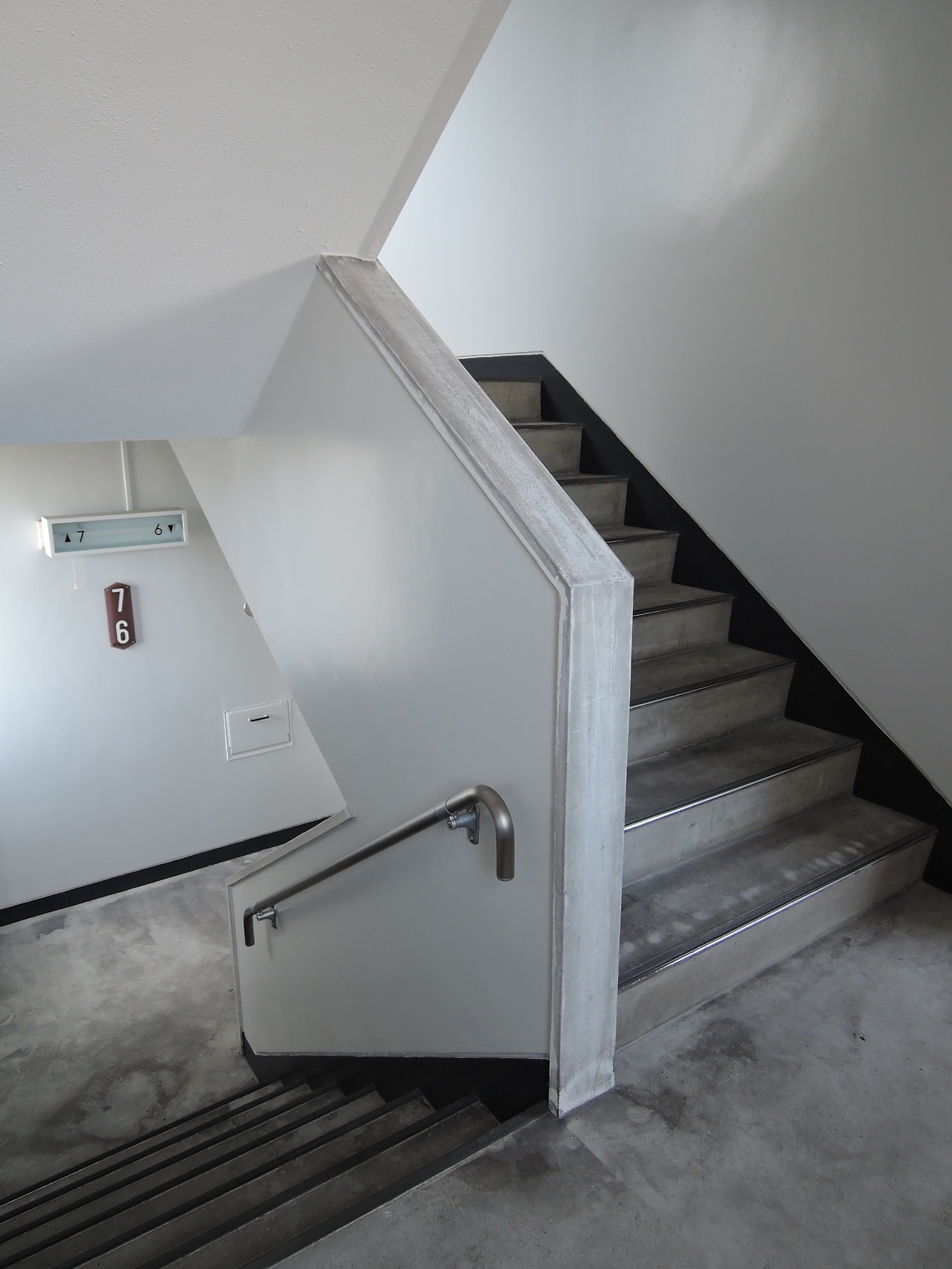 Archillect ID 384210