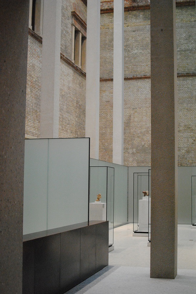 Archillect ID 384309