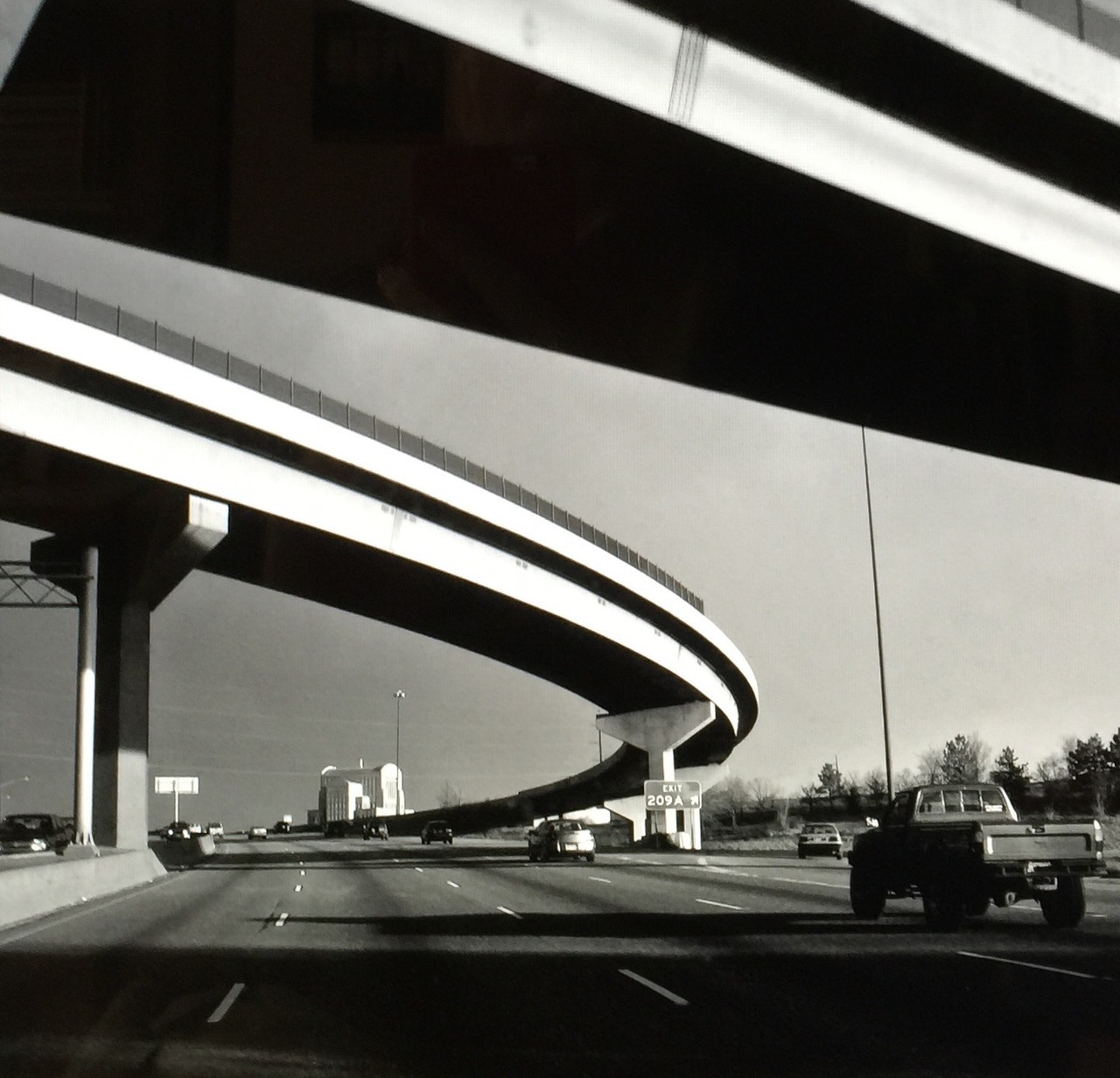 Archillect ID 384351