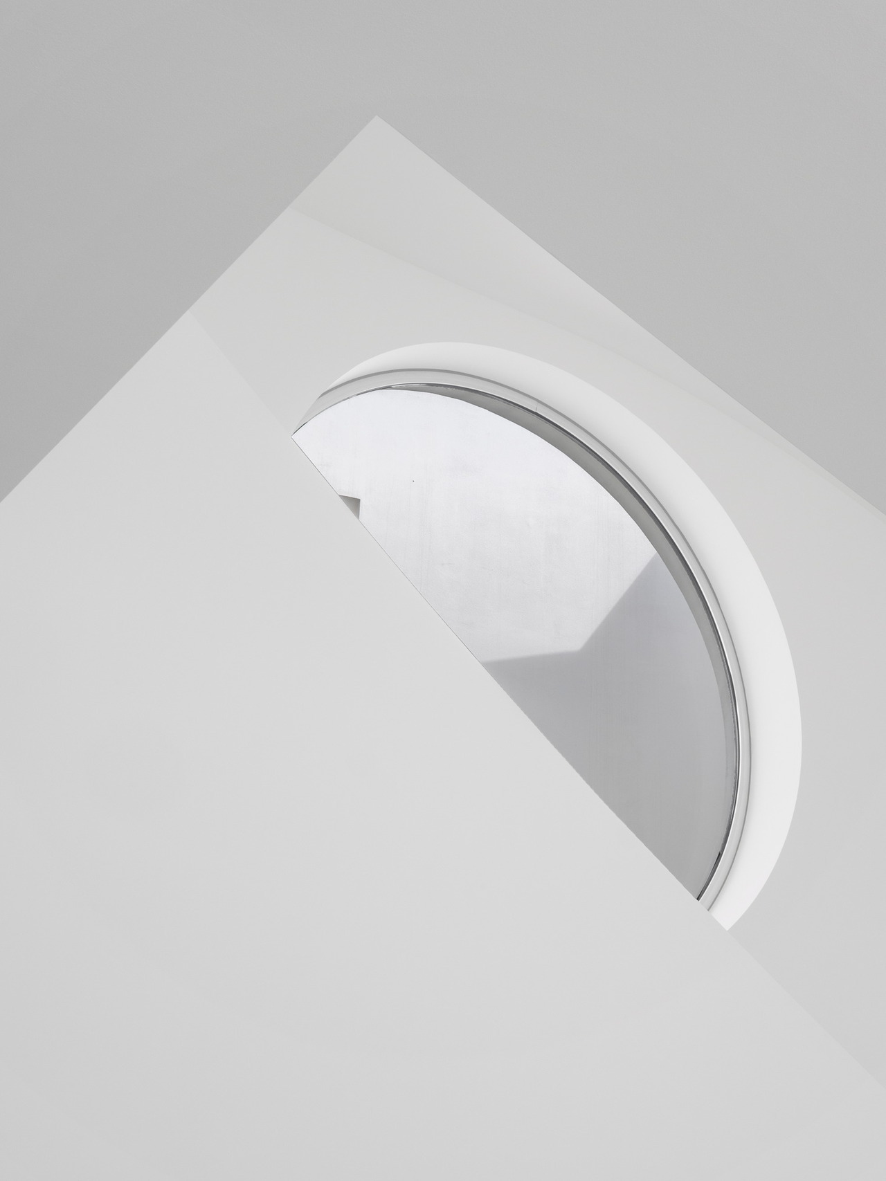 Archillect ID 384416