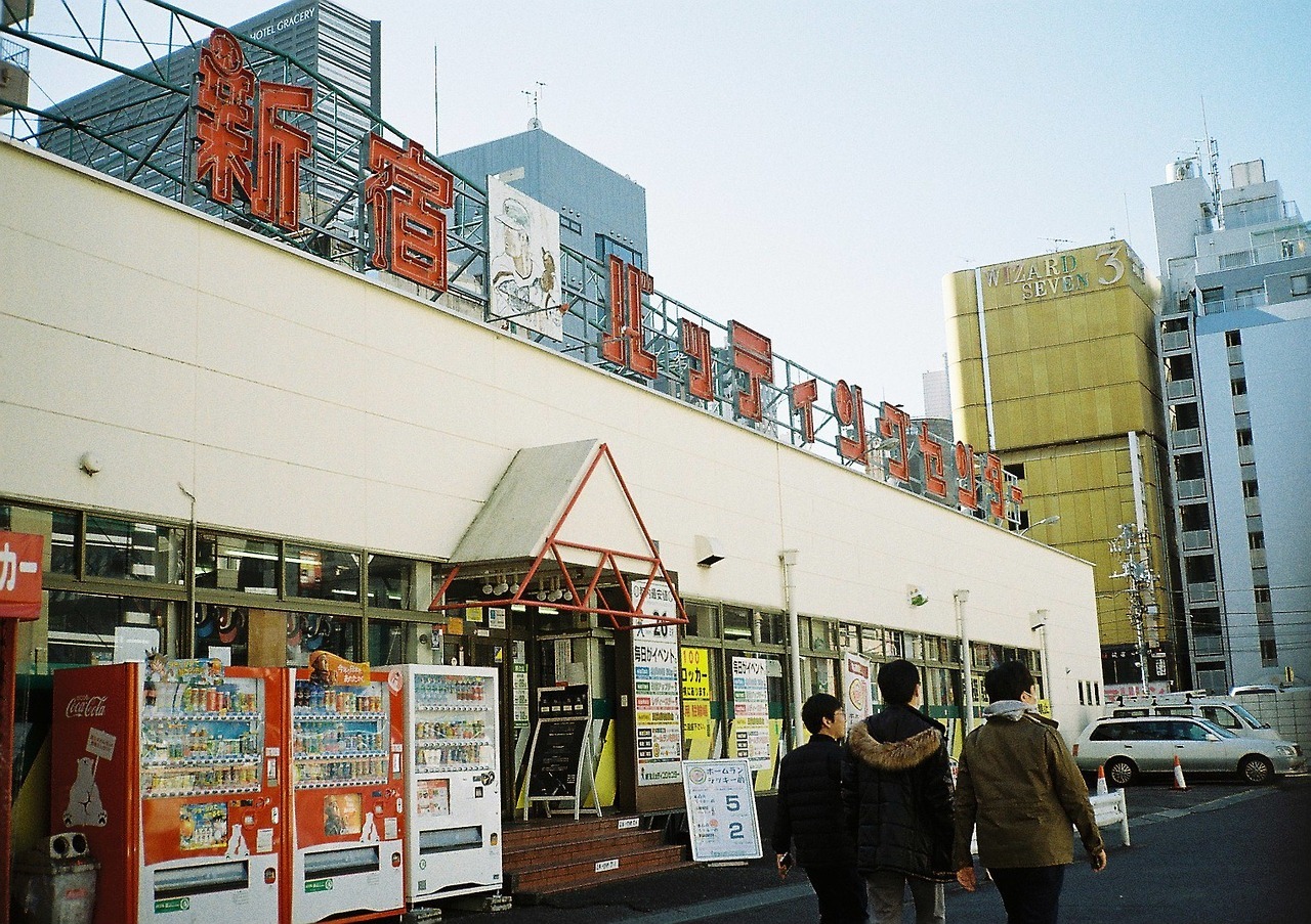 Archillect ID 384458