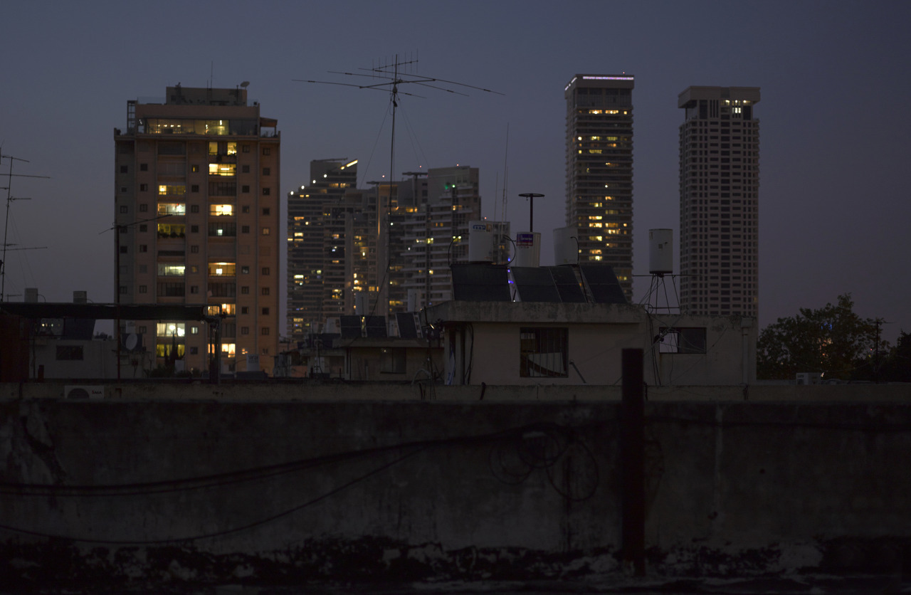 Archillect ID 384483