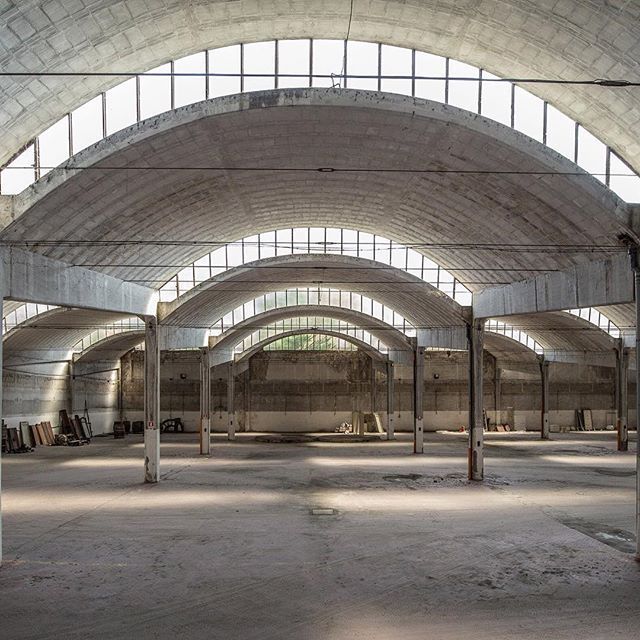 Archillect ID 384494