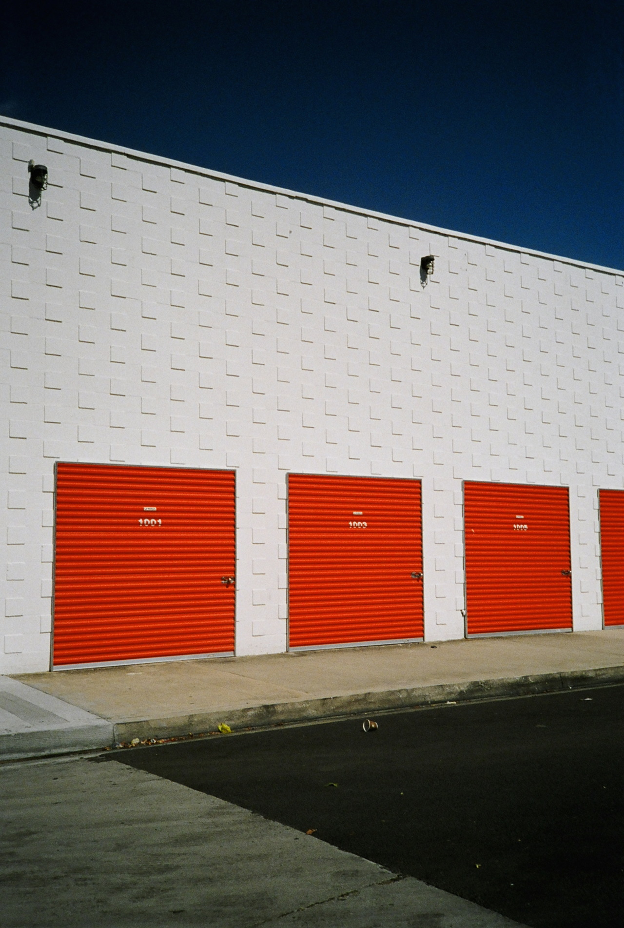 Archillect ID 384535