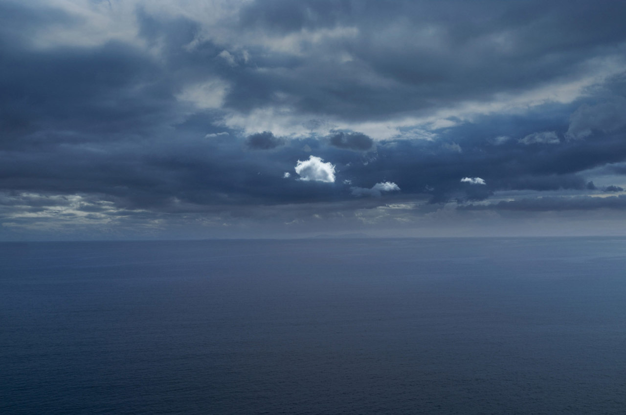 Archillect ID 384587