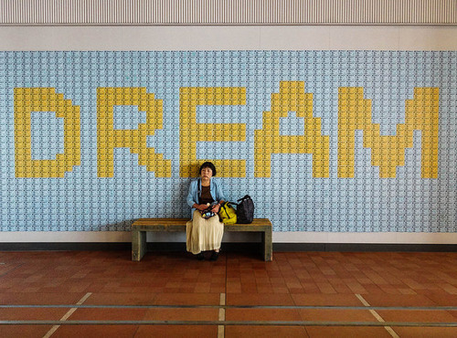 Archillect ID 384775