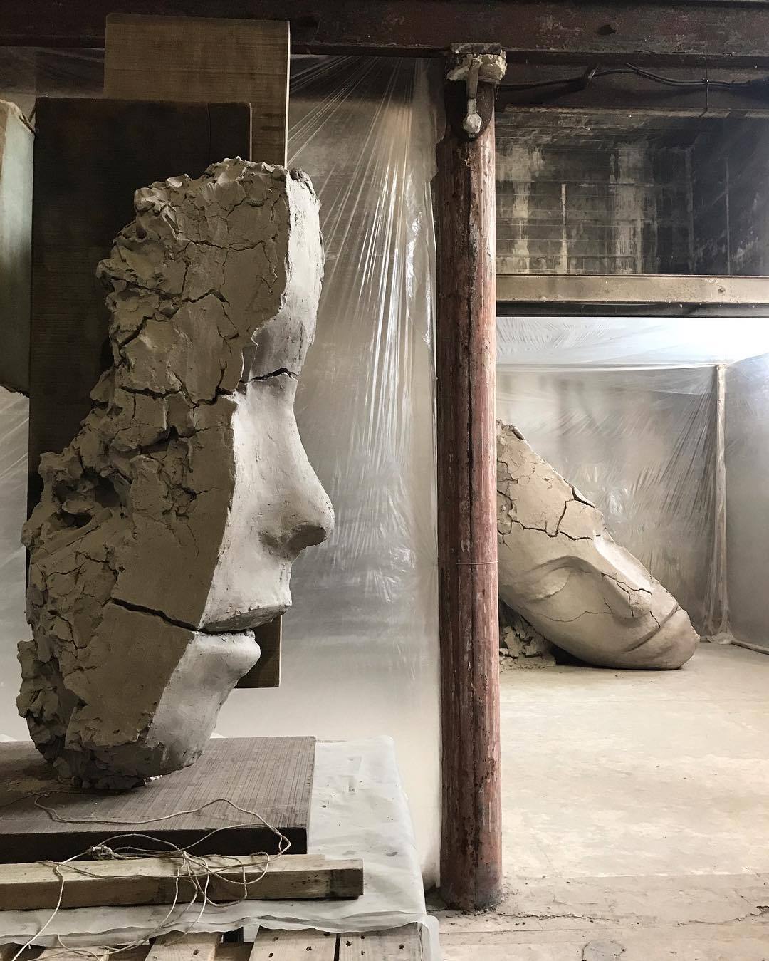 Archillect ID 384806