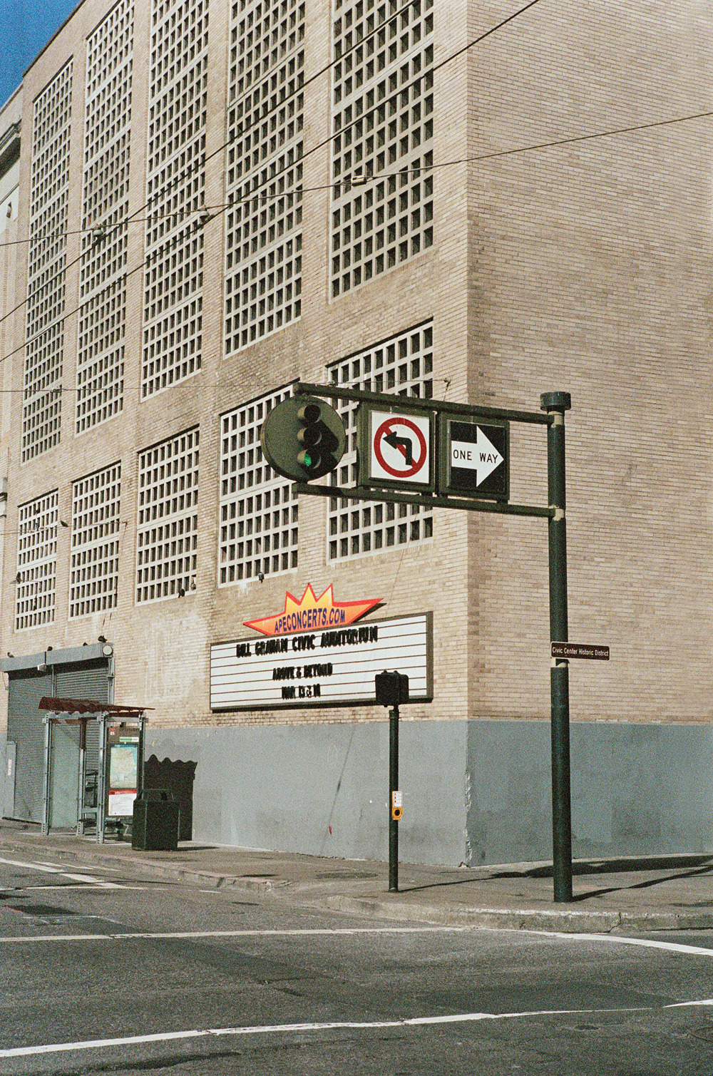 Archillect ID 384856