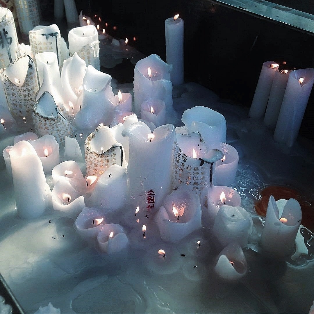 Archillect ID 384962