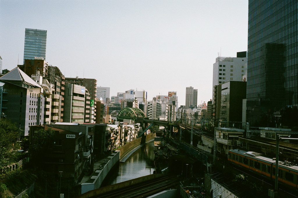 Archillect ID 385040