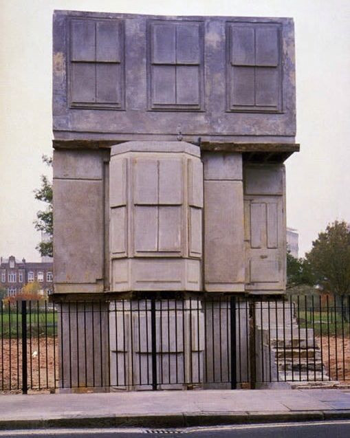 Archillect ID 385069