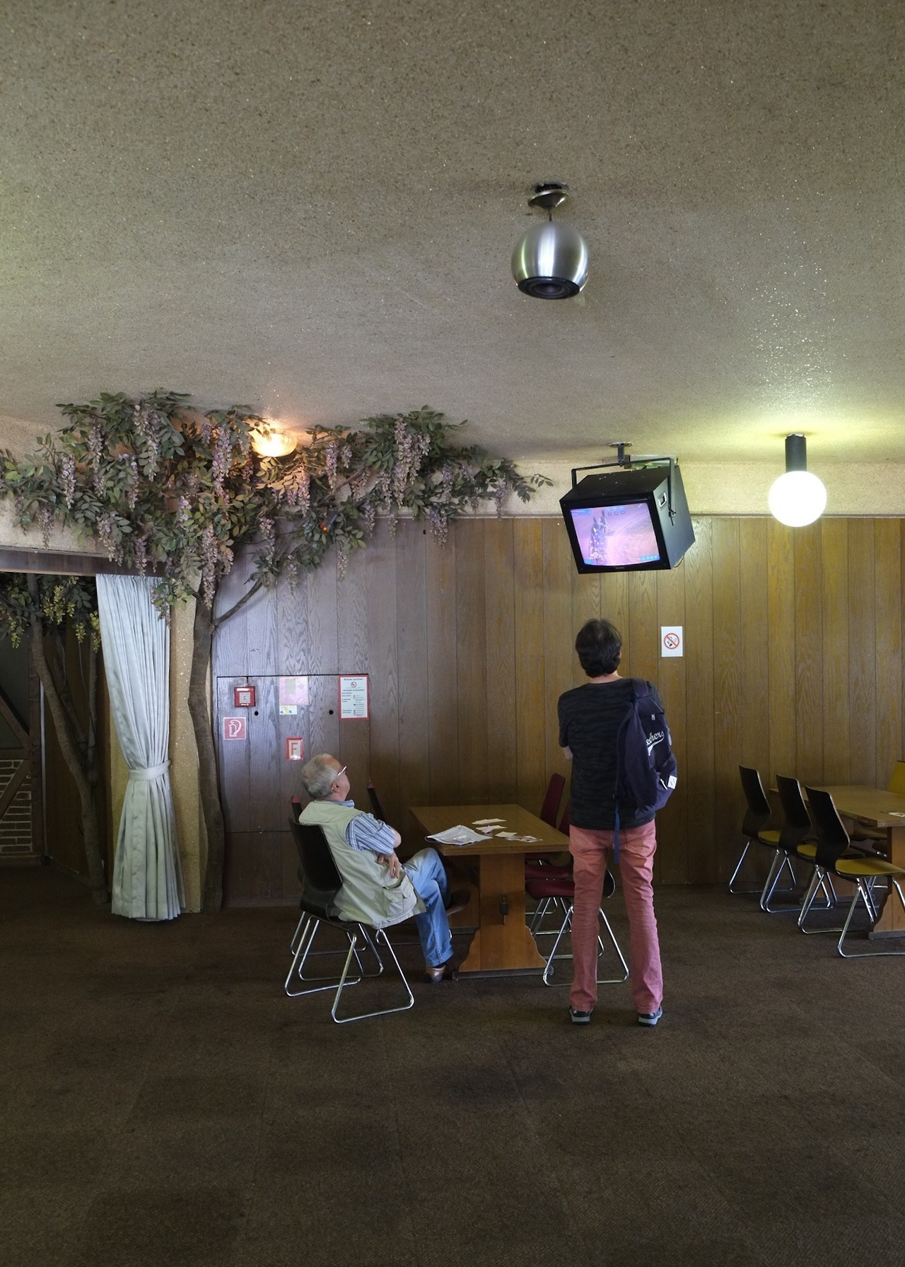 Archillect ID 385087