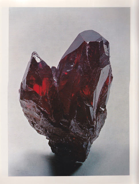 Archillect ID 385113