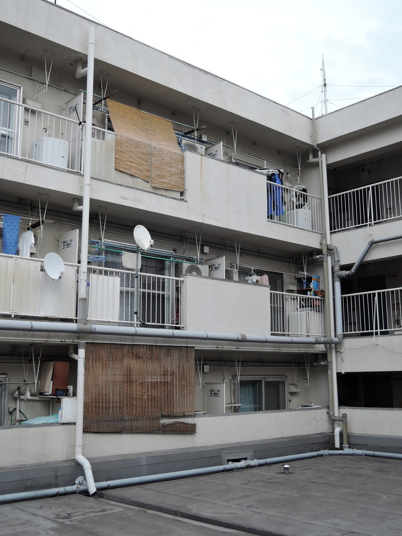 Archillect ID 385161