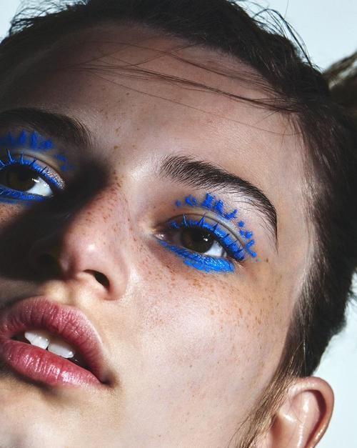 Archillect ID 385173