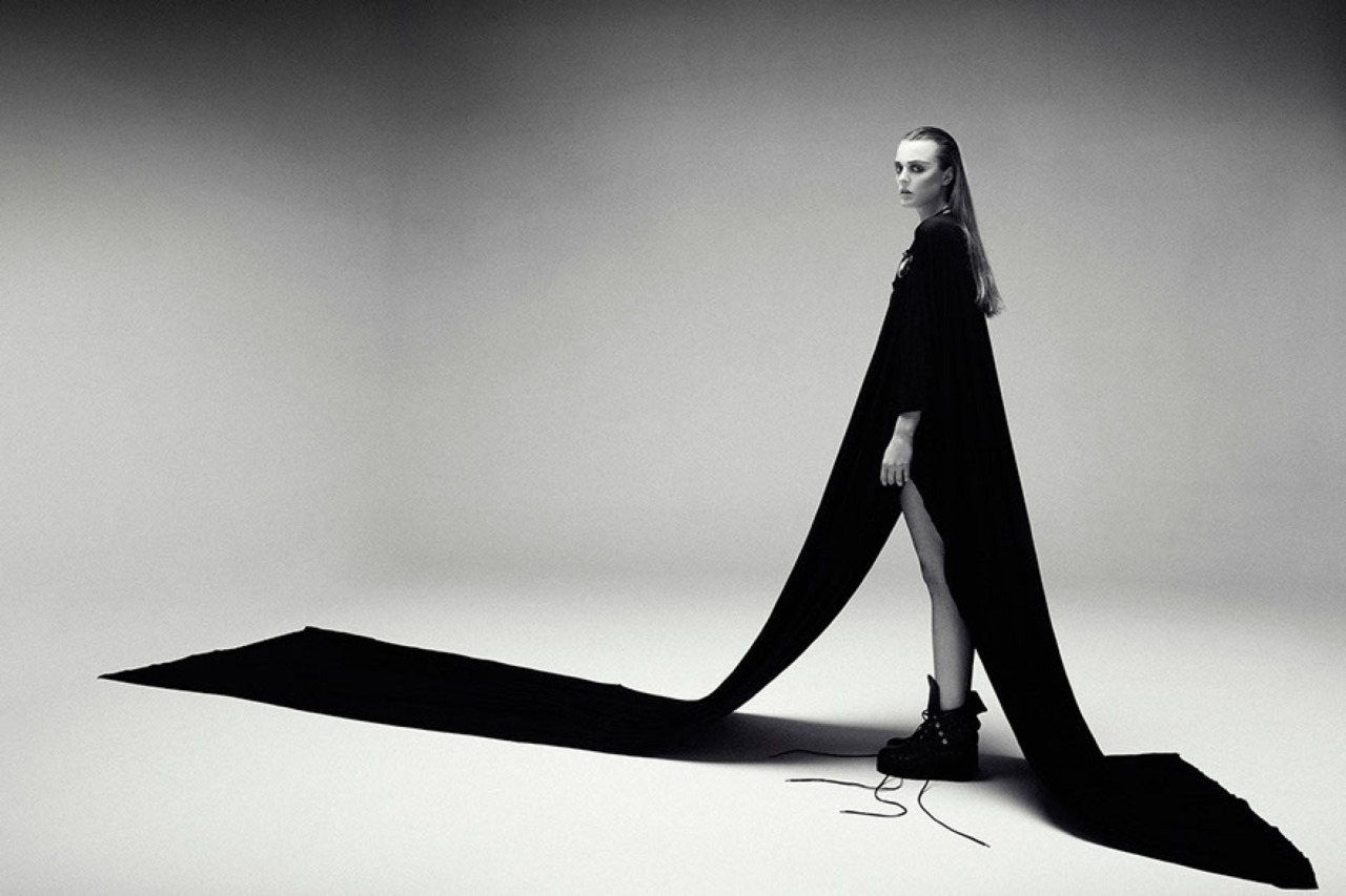 Archillect ID 385252