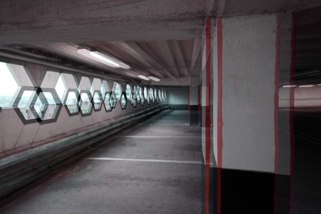 Archillect ID 385307