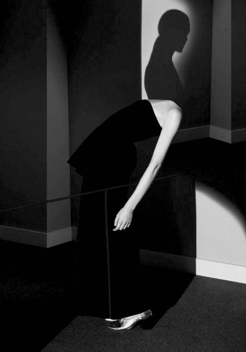 Archillect ID 385448