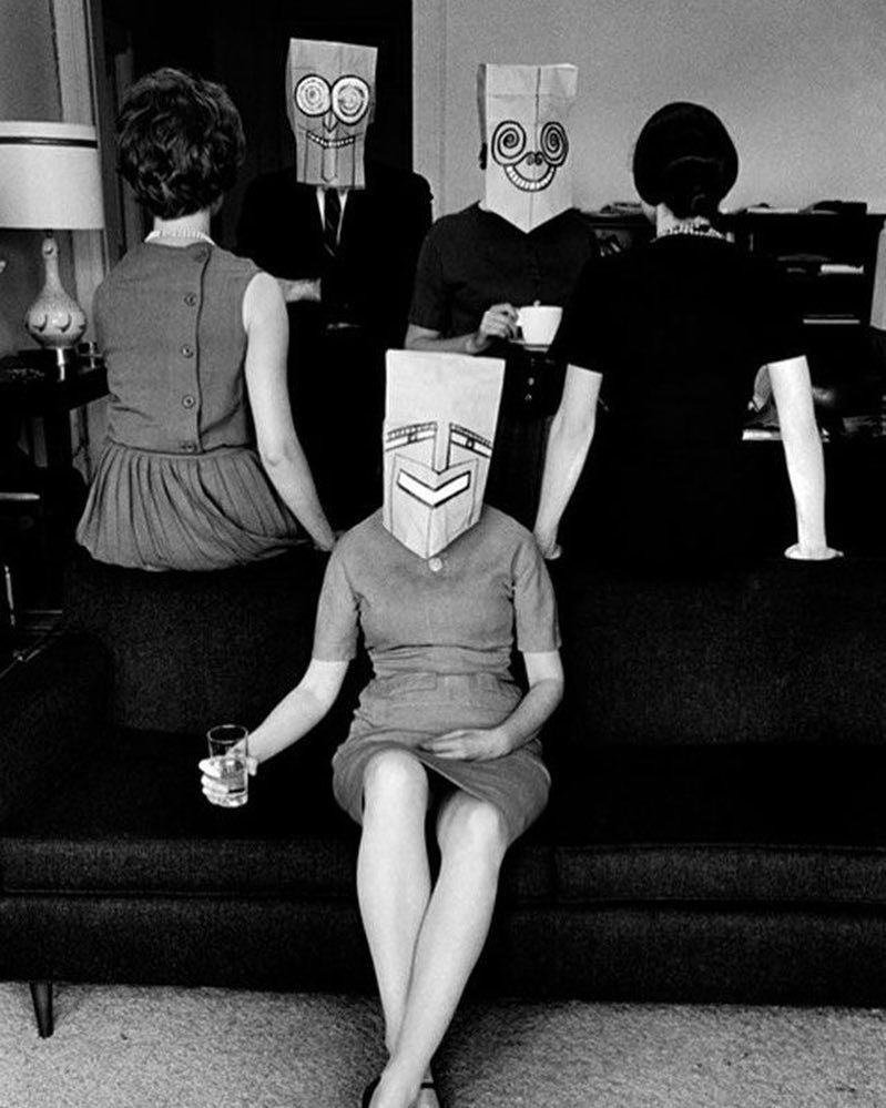 Archillect ID 385452