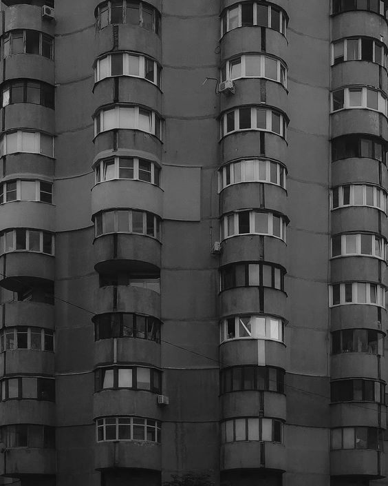 Archillect ID 385526