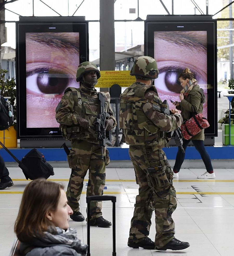 Archillect ID 385679