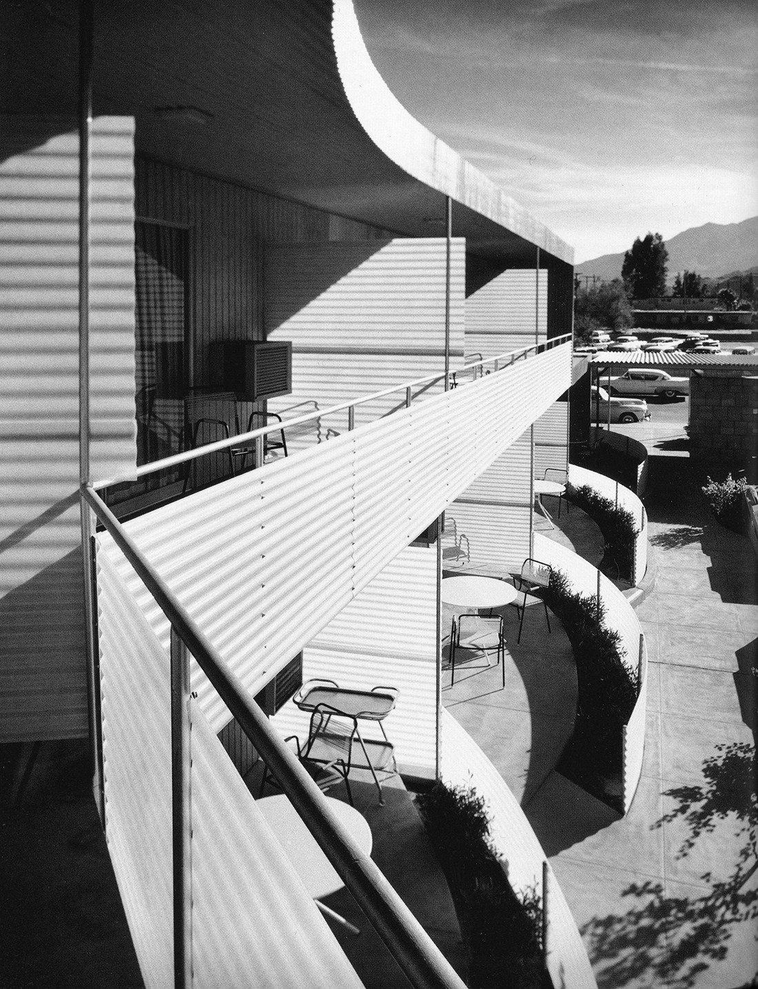 Archillect ID 385698