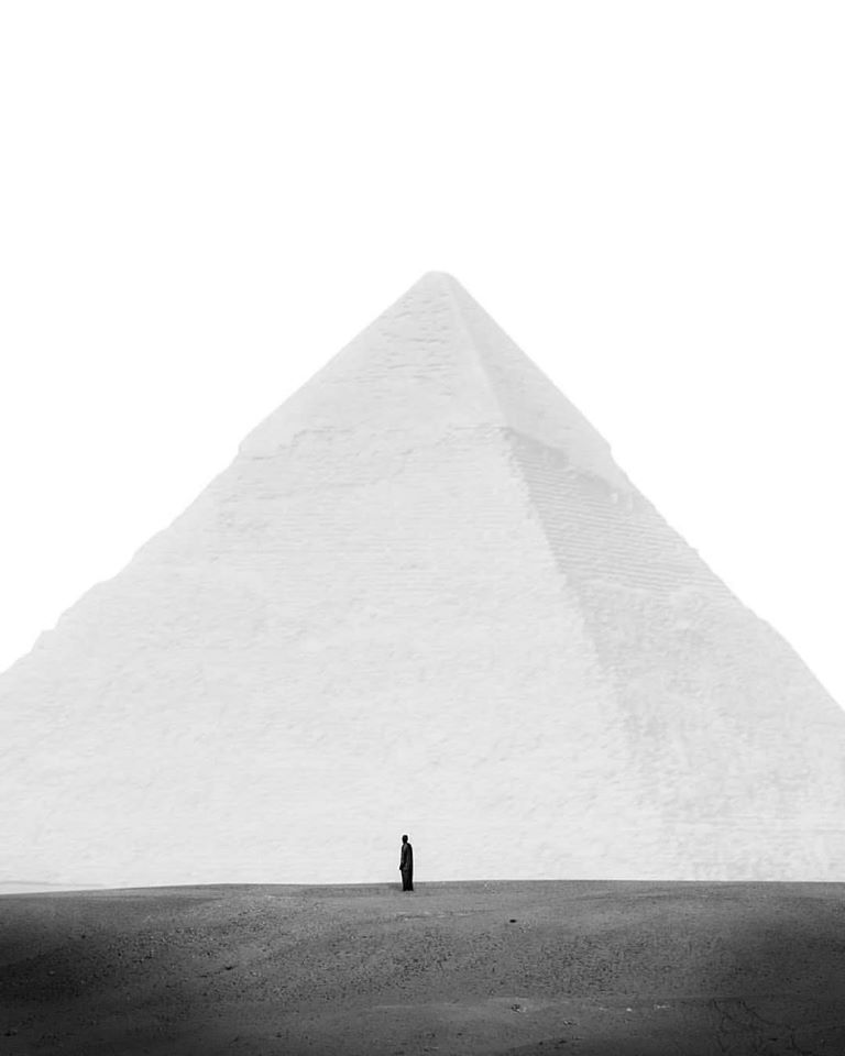 Archillect ID 385734