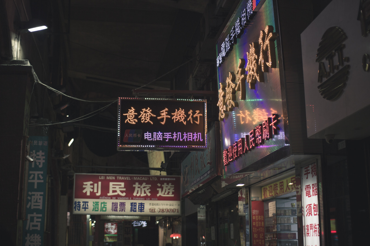 Archillect ID 385738