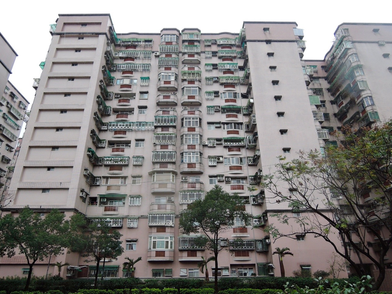 Archillect ID 385796