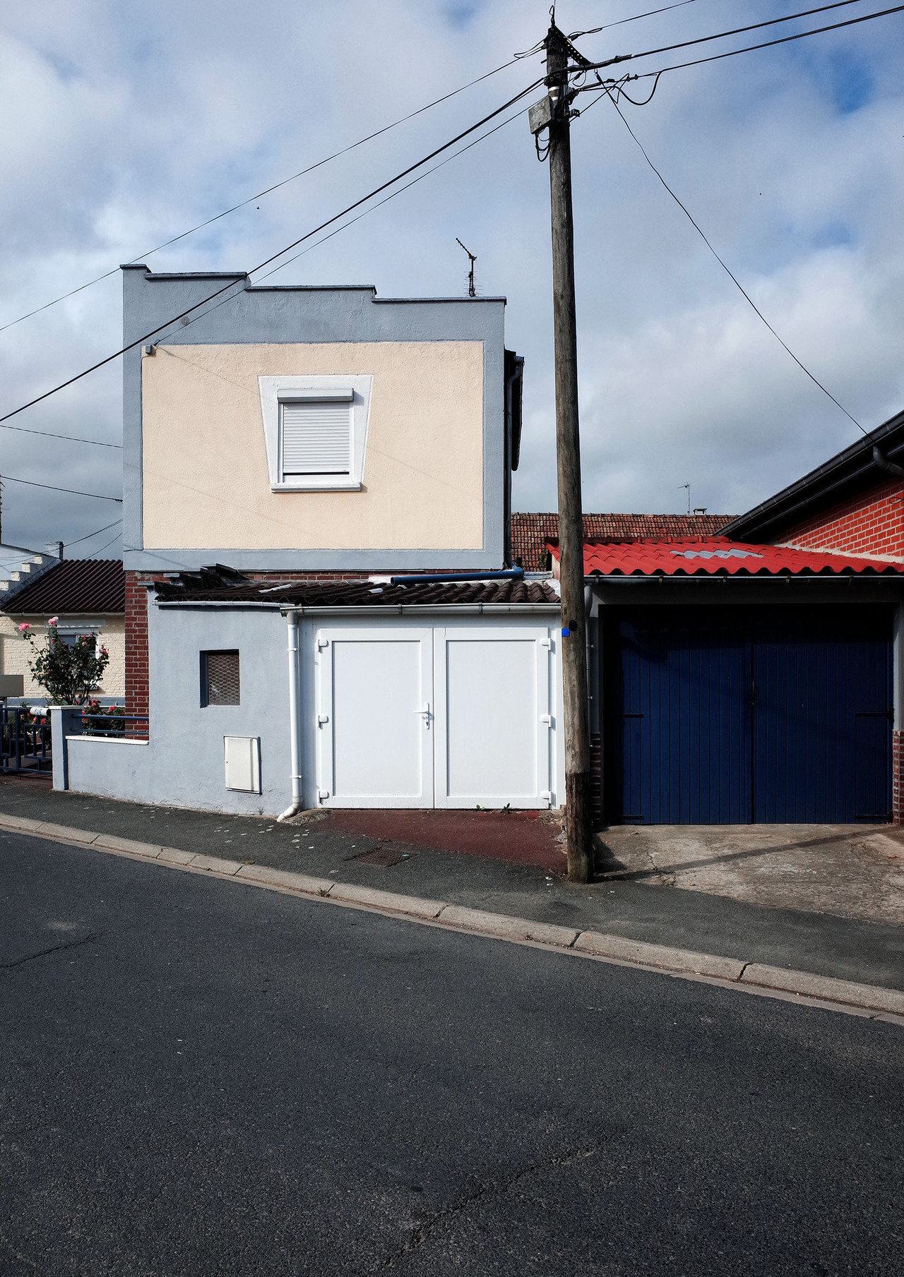 Archillect ID 385827